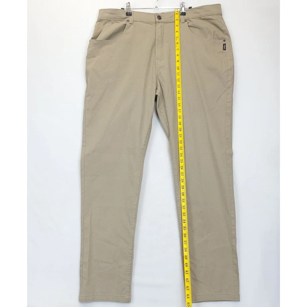 Silver Jeans Co Ashton 1349 Chino Pants Men 36 Beige Causal Khakis Everyday - Picture 3 of 13
